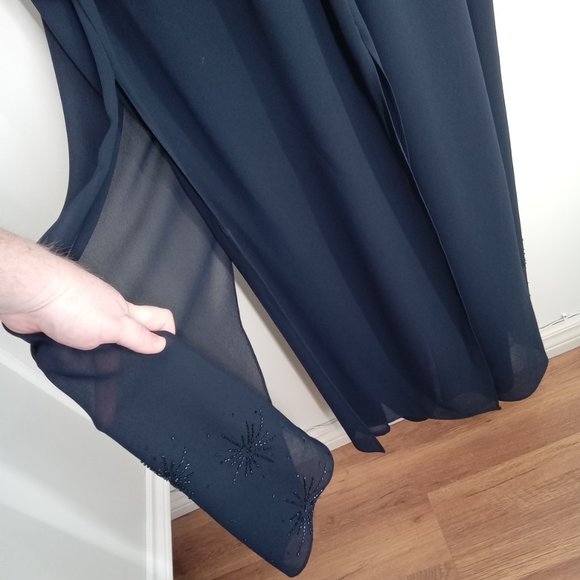 3 piece suit in navy blue with blue beaded detailing - Picture 3 of 7